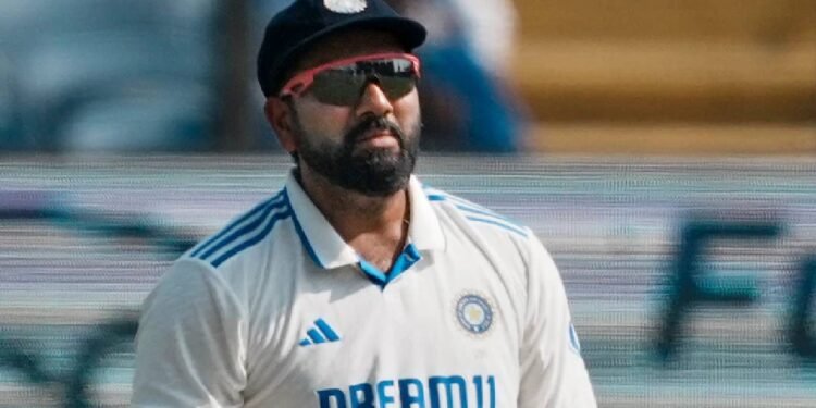 भारत ने शनिवार को न्यूजीलैंड के खिलाफ दूसरे टेस्ट में 113 रन से हारकर 12 साल में अपने घर पर पहली बार टेस्ट सीरीज हारने का दुखद अनुभव किया