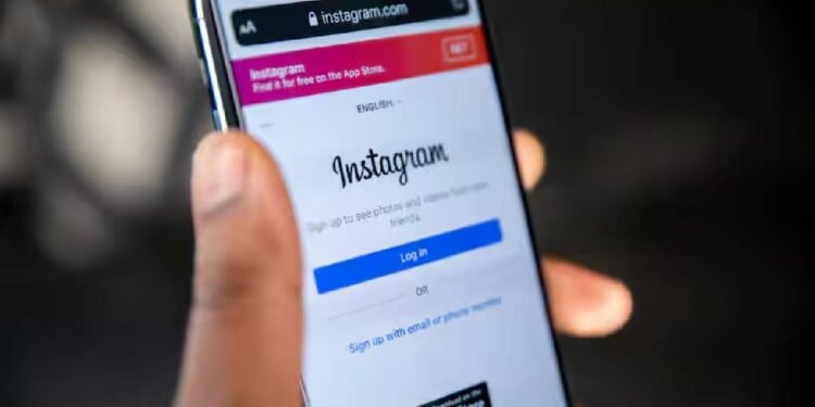 Instagram रील्स पर वायरल गाना सुना है लेकिन उसका नाम नहीं जानते?