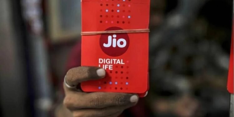 Jio प्लान: सस्ते रिचार्ज, 90 दिनों का ऑफर और ग्राहक खोने के डर से फ्री सब्सक्रिप्शन