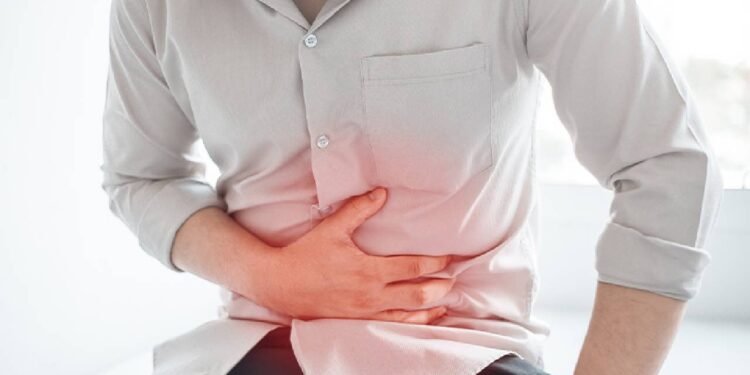 गैस और सूजन से शरीर के इन हिस्सों में होता है दर्द, जानें कैसे बचें