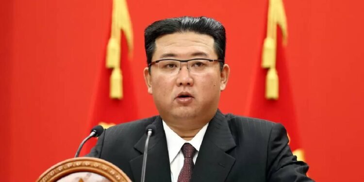 Kim Jong Un ने अपने सैनिकों को दी खुली छूट, कहा- 'सेना दक्षिण कोरिया पर हमला करने से नहीं हिचकिचाएगी'