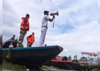 चक्रवात डैना से बाधित उड़ानें: भुवनेश्वर और कोलकाता हवाई अड्डे की तैयारियां