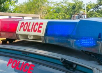 केरल के छात्रों ने आबकारी कार्यालय को वर्कशॉप समझकर गांजा पीने के लिए माचिस मांगी, मामला दर्ज