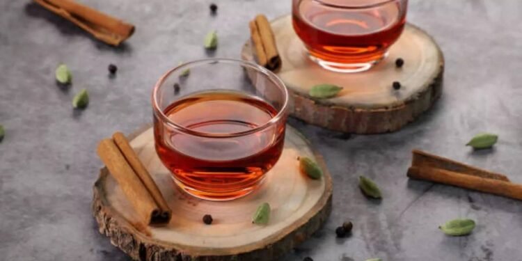 इस आम पेय पदार्थ को अधिक पीने से लोगों को अपना रक्त शर्करा कम करने में मदद मिल रही है