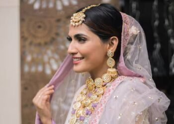 सर्दियों में शादी के लिए परफेक्ट आउटफिट्स