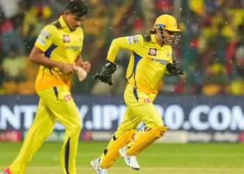 CSK IPL 2025 स्क्वाड: चेन्नई सुपर किंग्स की पूरी टीम, खरीदे गए खिलाड़ी और बचा हुआ पर्स