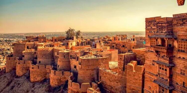 उदयपुर से जोधपुर तक: सर्दियों में घूमने के लिए राजस्थान की इन जगहों पर जरूर जाएं