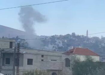 IDF ने लेबनान में हवाई हमले किए, जबकि हिज़्बुल्लाह और इज़राइल ने एक-दूसरे पर युद्धविराम उल्लंघन का आरोप लगाया