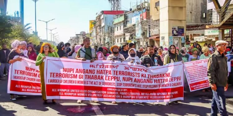 मणिपुर में शांतिपूर्ण रैलियां, न्याय की मांग, सैकड़ों लोग खाली कफिन लेकर सड़कों पर उतरे