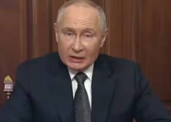 पुतिन ने कहा कि रूस ने यूक्रेन पर बैलिस्टिक मिसाइल दागी, चेतावनी दी कि 'और भी मिसाइलें दागी जा सकती हैं'