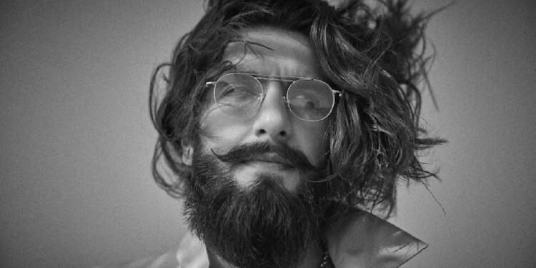 रणवीर सिंह के वायरल वीडियो ने छेड़ी 'शक्तिमान' बहस