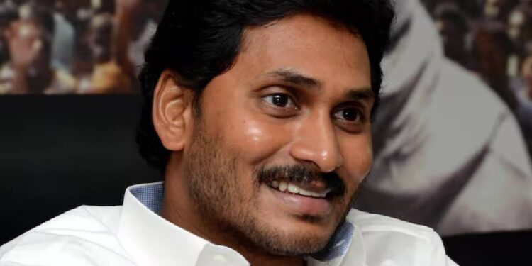 यएसआरसीपी कार्यकर्ताओं की गिरफ्तारी पर मुख्यमंत्री जगन रेड्डी का तीव्र विरोध