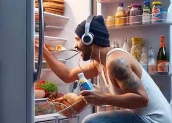 क्या आप जानते हैं कि आपके फ्रिज की सफाई के लिए एक खास दिन होता है?