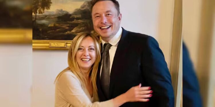 डोनाल्ड ट्रंप की जीत के बाद इटली की प्रधानमंत्री जॉर्जिया मेलोनी ने एलोन मस्क की खुले दिल से प्रशंसा की और उन्हें "अमूल्य संसाधन" बताया।