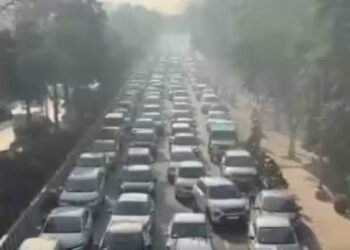 किसानों के संसद मार्च से दिल्ली-नोएडा सीमा पर सड़क जाम: वे क्या मांग कर रहे हैं?