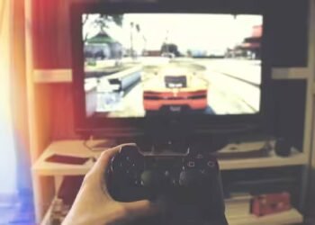 भारत में ऑनलाइन गेमिंग उद्योग: चुनौतियां और अवसर