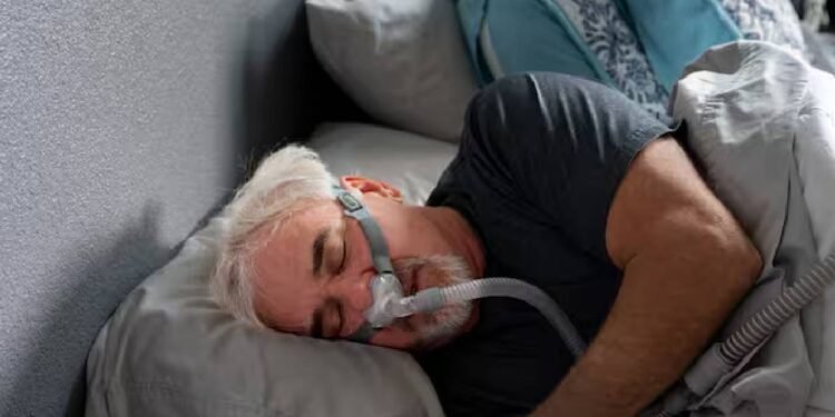 ਘੁਰਾੜਿਆਂ ਨੂੰ ਨਜ਼ਰਅੰਦਾਜ਼ ਨਾ ਕਰੋ, ਬਜ਼ੁਰਗਾਂ ਵਿੱਚ ਰੁਕਾਵਟ ਵਾਲੀ ਸਲੀਪ ਐਪਨੀਆ ਦੇ ਸਿਹਤ ਦੇ ਗੰਭੀਰ ਨਤੀਜੇ ਹੋ ਸਕਦੇ ਹਨ