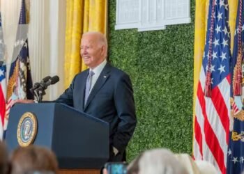 उसे सिर्फ इसलिए निशाना बनाया गया क्योंकि वह मेरा बेटा है: जो बिडेन ने बेटे हंटर को माफ़ किया