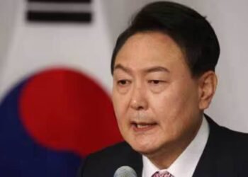 विपक्ष द्वारा उनके इस्तीफे की मांग के बीच दक्षिण कोरिया के राष्ट्रपति ने मार्शल लॉ हटा लिया