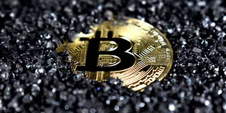 बिटकॉइन का ऐतिहासिक दिन: $100,000 का आंकड़ा पार