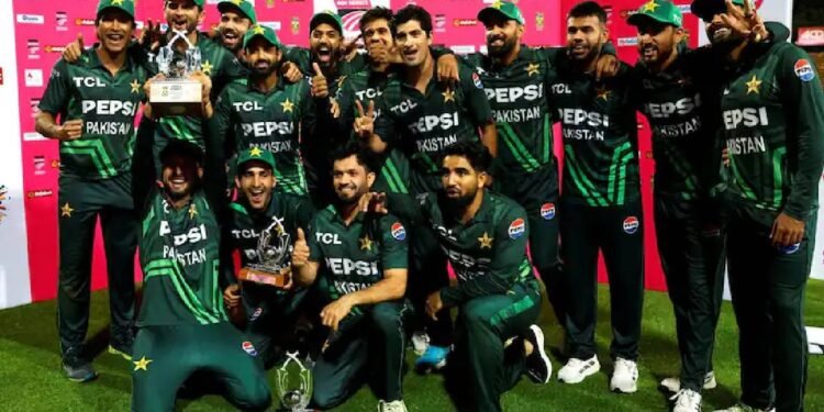 पाकिस्तान ने जोहान्सबर्ग में दक्षिण अफ्रीका पर 3-0 से क्लीन स्वीप किया, ऐतिहासिक उपलब्धि हासिल करने वाली पहली टीम बनी