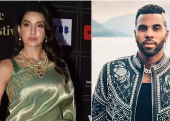 नोरा फतेही ने अमेरिकी गायक जेसन डेरुलो के साथ मिलकर स्नेक गाना बनाया