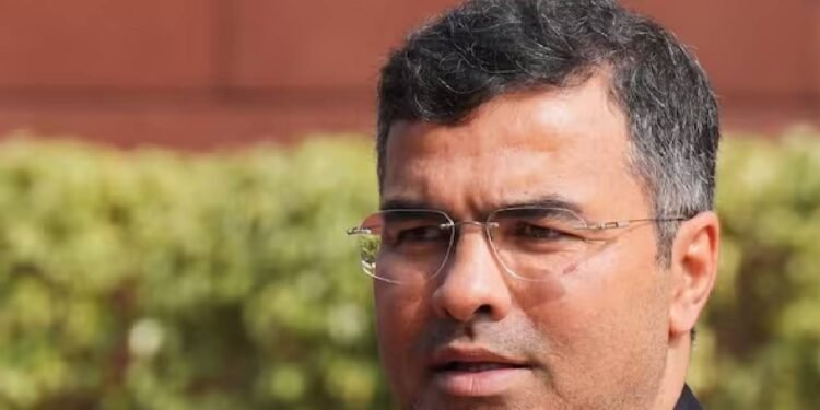 दिल्ली चुनाव के लिए भाजपा ने जारी की उम्मीदवारों की पहली सूची, केजरीवाल के खिलाफ प्रवेश वर्मा को मैदान में उतारा