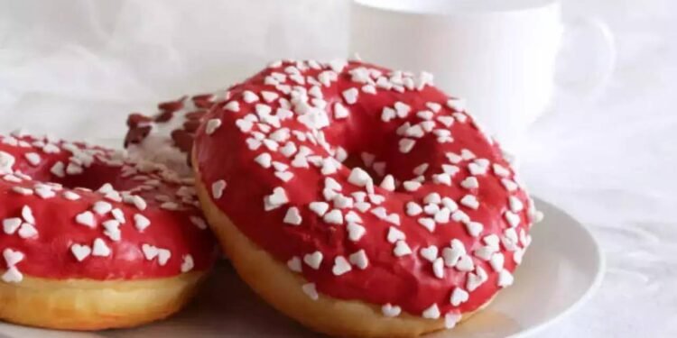 FDA ने पेय पदार्थों और कैंडी में इस्तेमाल होने वाले विवादास्पद लाल नंबर 3 और कृत्रिम रंग पर प्रतिबंध लगाया; जानिए क्यों