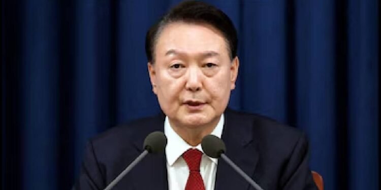 दक्षिण कोरिया के यूं सूक येओल गिरफ्तार होने वाले पहले राष्ट्रपति बने