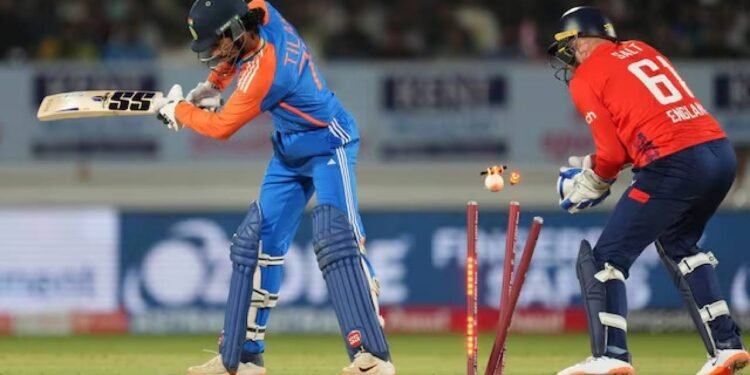 'पिच निश्चित रूप से...': वरुण चक्रवर्ती ने बताया कि तीसरे टी20I के दौरान भारतीय बल्लेबाजों को क्यों संघर्ष करना पड़ा