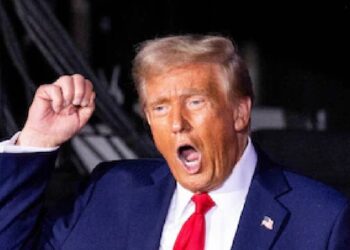 ट्रम्प उस एजेंट को सीक्रेट सर्विस डायरेक्टर के रूप में चुनेंगे जिसने हत्या के प्रयास के दौरान उनकी सुरक्षा की थी