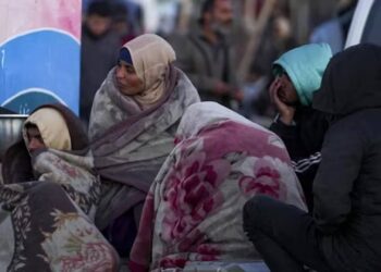 इजराइल का कहना है कि हमास की सूची से पता चलता है कि गाजा युद्ध विराम के पहले चरण में रिहा किए जाने वाले 33 बंधकों में से 8 मर चुके हैं