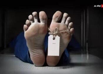 सिकंदराबाद में चौंकाने वाली घटना: 2 महिलाएं 4 दिनों से अधिक समय तक मां के सड़े हुए शव के साथ रहीं