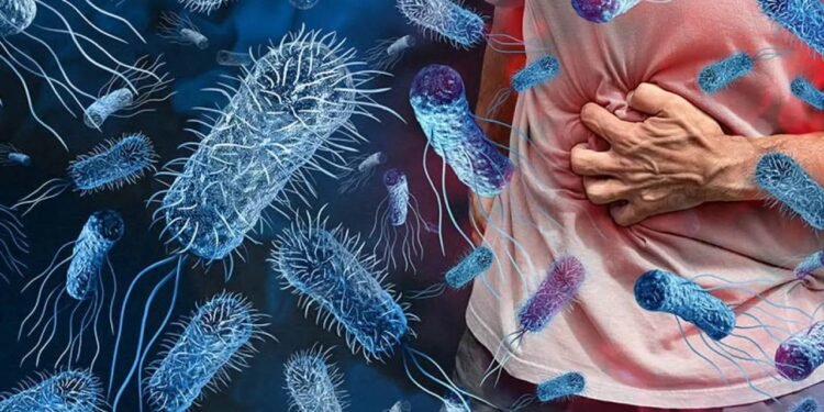 चिकन-मटन खाने से 15 लोग फूड पॉइजनिंग के शिकार, नौ साल के बच्चे की अस्पताल ले जाते समय मौत