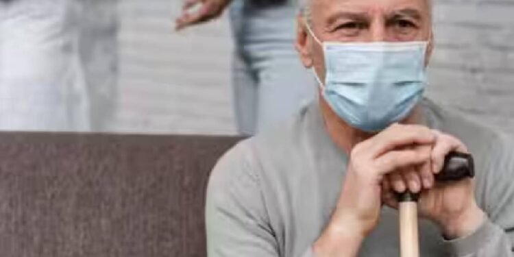 कोविड मरीजों में बढ़ रहा है इस गंभीर बीमारी का खतरा, जानें कितनी खतरनाक है और क्या हैं इसके लक्षण