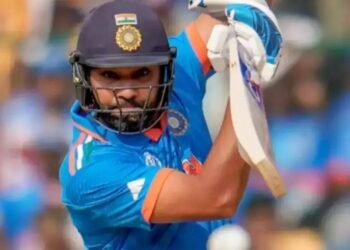 चैंपियंस ट्रॉफी पर निर्भर करेगा रोहित शर्मा का भविष्य, संन्यास की अफवाहों ने पकड़ा जोर