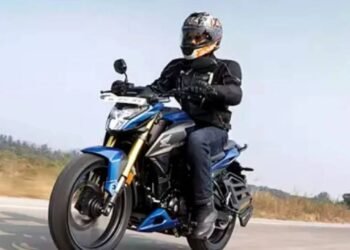 होंडा हॉर्नेट 2.0 लॉन्च, 1,56,953 रुपये में उपलब्ध, होंडा रोडसिंक ऐप के ज़रिए ब्लूटूथ कनेक्टिविटी