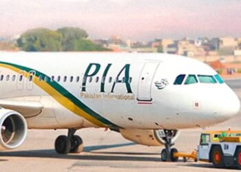 पाकिस्तान ने हवाई अड्डों और विमानों में फोटोग्राफी पर प्रतिबंध लगा दिया है, यह निर्णय क्यों लिया गया?