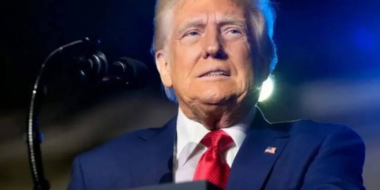 अमेरिकी राष्ट्रपति: डोनाल्ड ट्रंप का बड़ा दावा- 'भारत अपने टैरिफ कम करने पर सहमत'