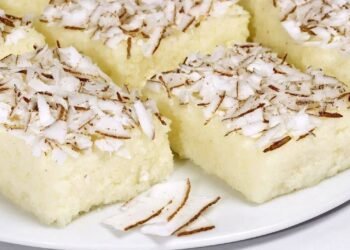 नवरात्रि में घर पर बनाएं ये स्वादिष्ट बर्फी, जानें रेसिपी