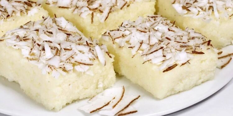 नवरात्रि में घर पर बनाएं ये स्वादिष्ट बर्फी, जानें रेसिपी