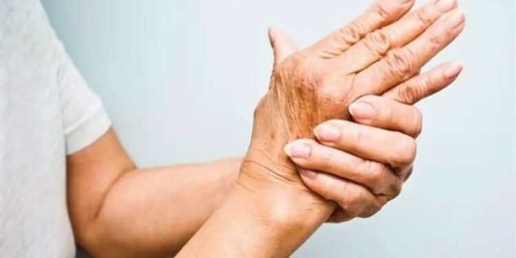 अगर धूप की वजह से आपके हाथ-पैर काले हो गए हैं तो अपनाएं ये घरेलू उपाय, जानने को हर कोई होगा उत्सुक