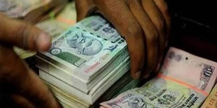 बैंक खाते में कितनी नकदी रखी जा सकती है? आरबीआई के नियम क्या कहते हैं?