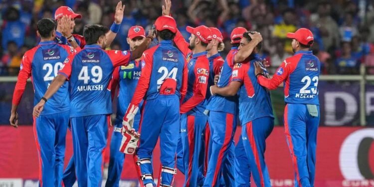 RCB vs DC IPL 2025: बैंगलोर को अपने घर में एक और करारी शिकस्त, राहुल-निगम की धमाकेदार परफॉर्मेंस से दिल्ली ने रच दिया जीत का इतिहास