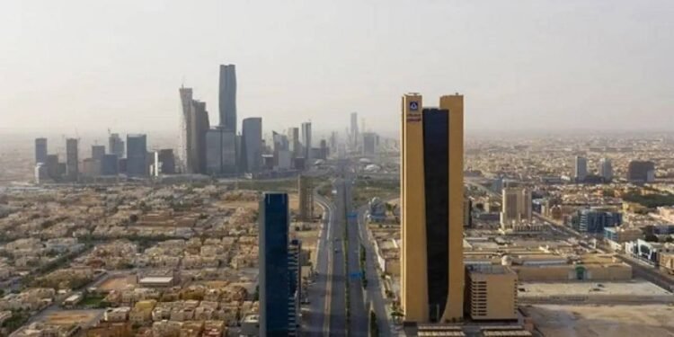 सऊदी अरब में घूमने की ये जगहें हैं बेहद खूबसूरत, पर्यटकों के लिए किसी स्वर्ग से कम नहीं