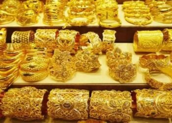 आप घर बैठे पेटीएम और गूगल पे के जरिए सोना खरीद सकते हैं, आइए जानते हैं यह कितना सुरक्षित होगा