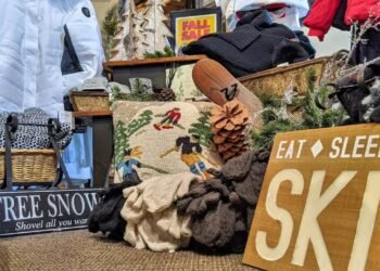 पहाड़ों में शॉपिंग करते समय कभी न करें ये गलतियां, पड़ सकते हैं मुसीबत में