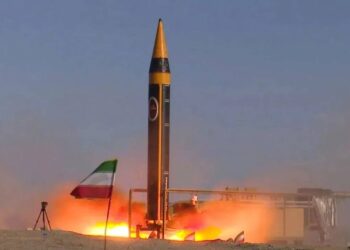 हाइपरसोनिक मिसाइल ने इजराइल-ईरान युद्ध में बजा दी है खतरे की घंटी - जानिए क्यों यह महत्वपूर्ण है