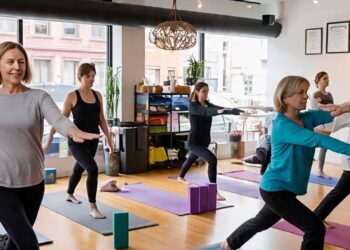 योग से अरबों की कमाई: सेहत का सफर अब ₹20,000 करोड़ के उद्योग तक पहुंचा