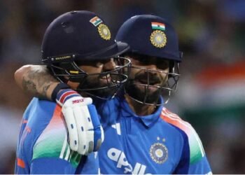 सिडनी वनडे में भारत ने ऑस्ट्रेलिया को रौंदा, रोहित का ऐतिहासिक शतक और कोहली की नाबाद साझेदारी चमकी